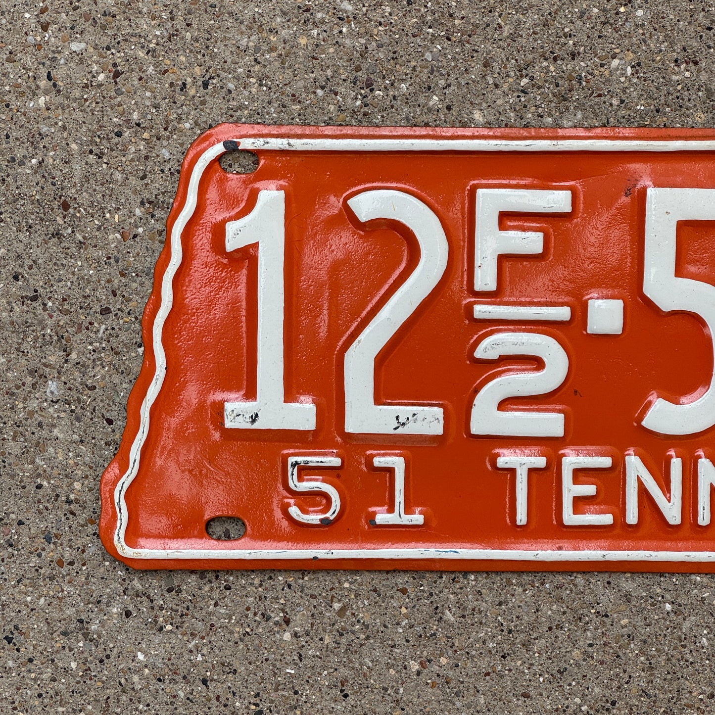 1951 Tennessee Farm License Plate Auto Tag State Shape Vols Colors 12 F2 552