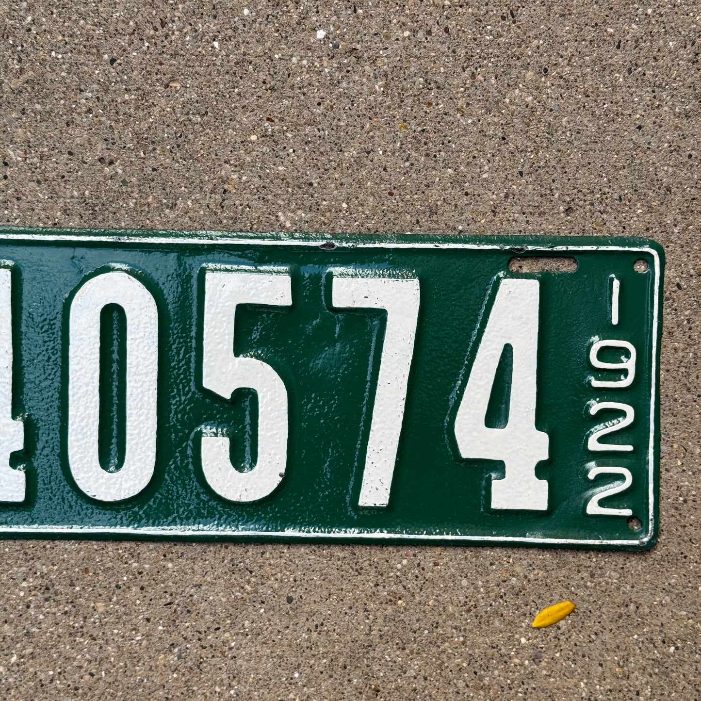 1922 Tennessee License Plate Auto Tag 40574