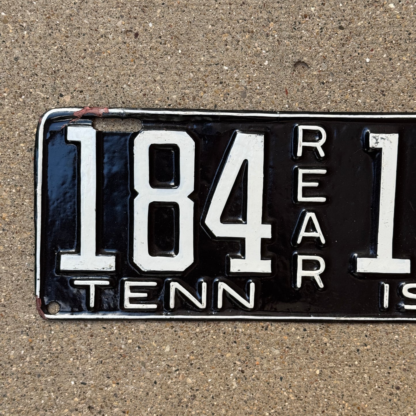 1926 Tennessee License Plate Auto Tag Rear 184177