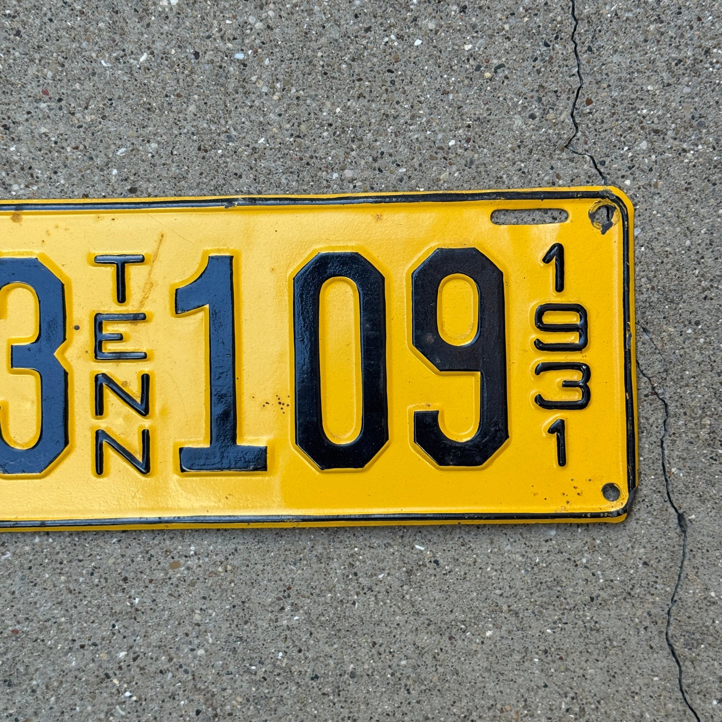 1931 Tennessee Truck License Plate Auto Tag C 3 109