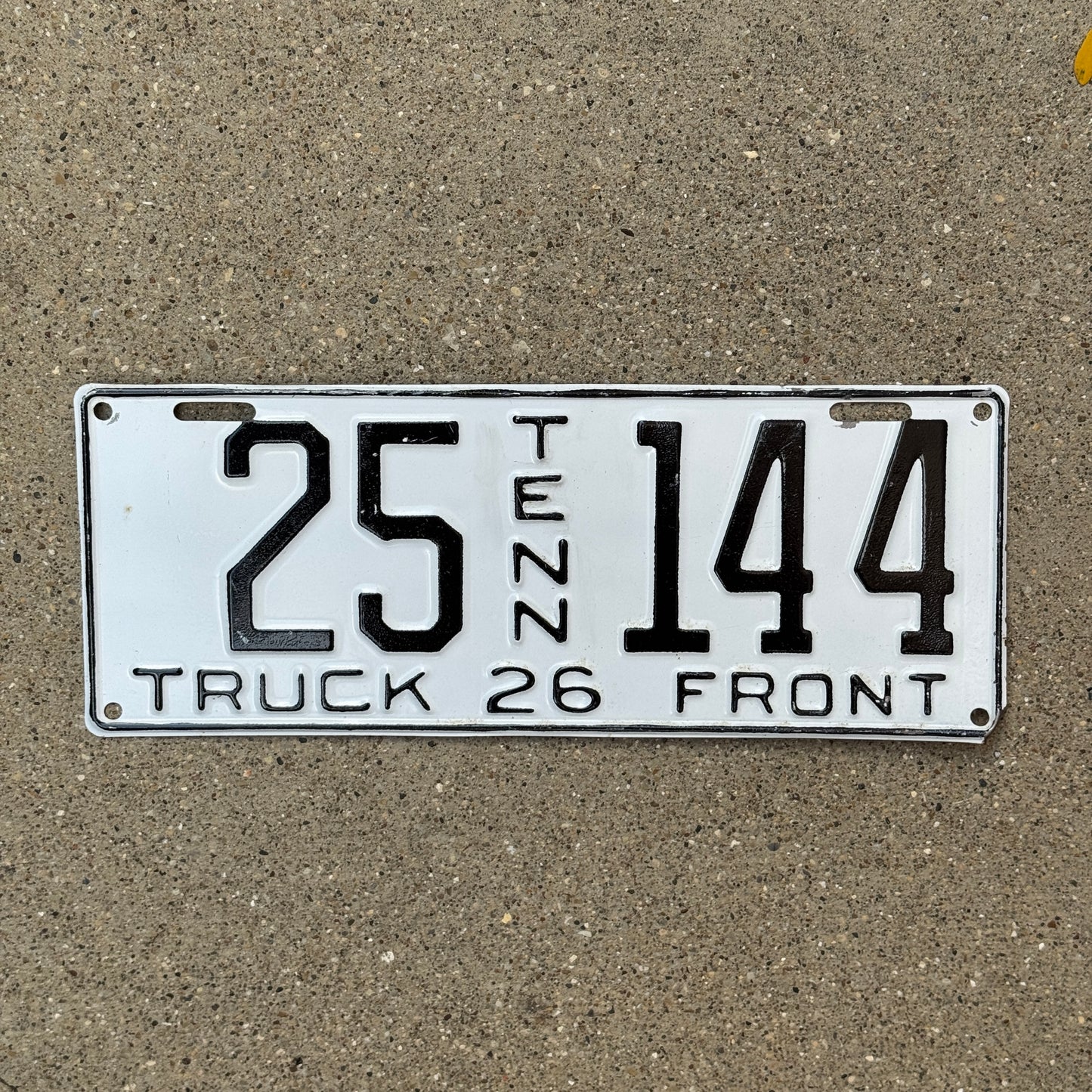 1926 Tennessee Truck License Plate Pair Auto Tag 25144