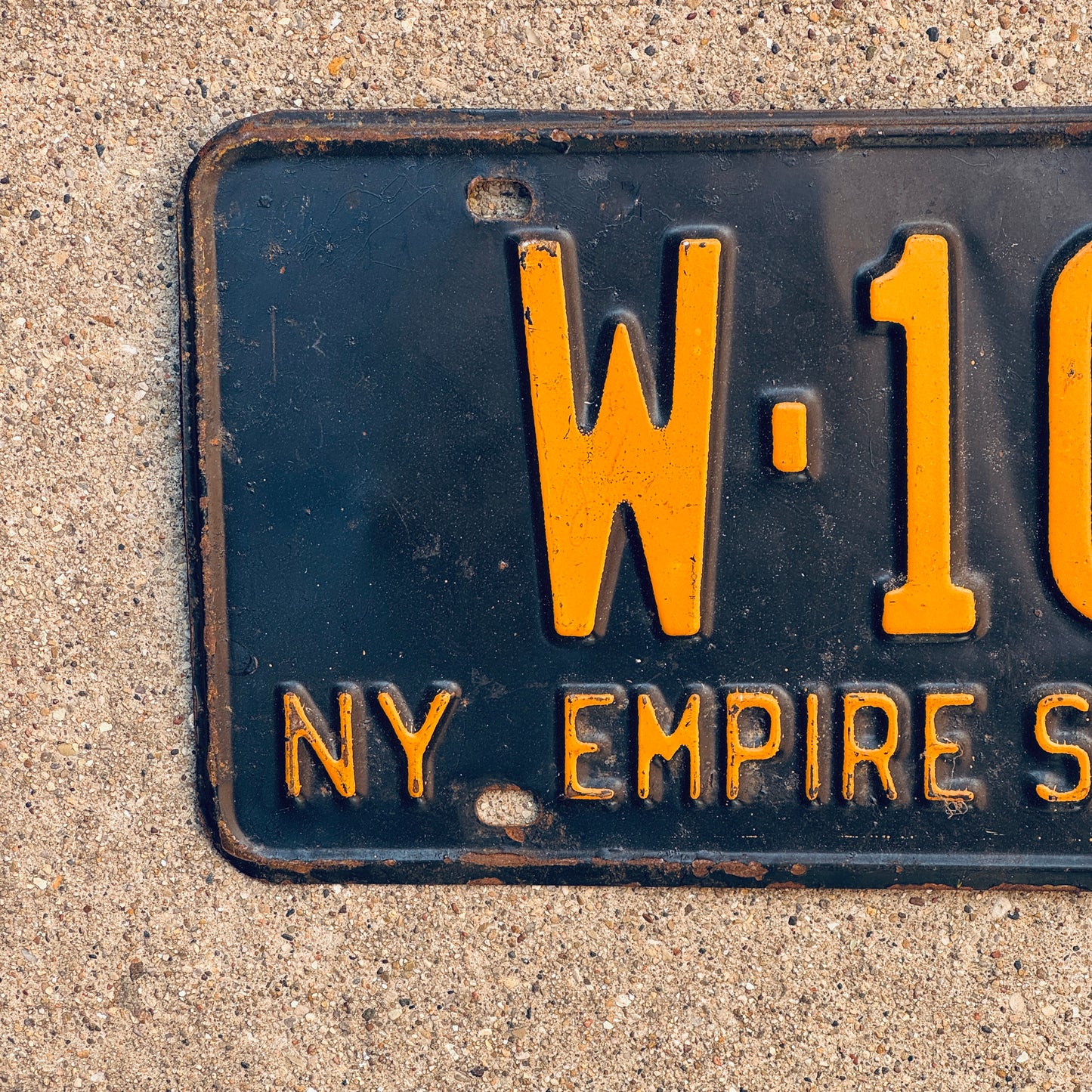 1960 New York License Plate Auto Tag W 104
