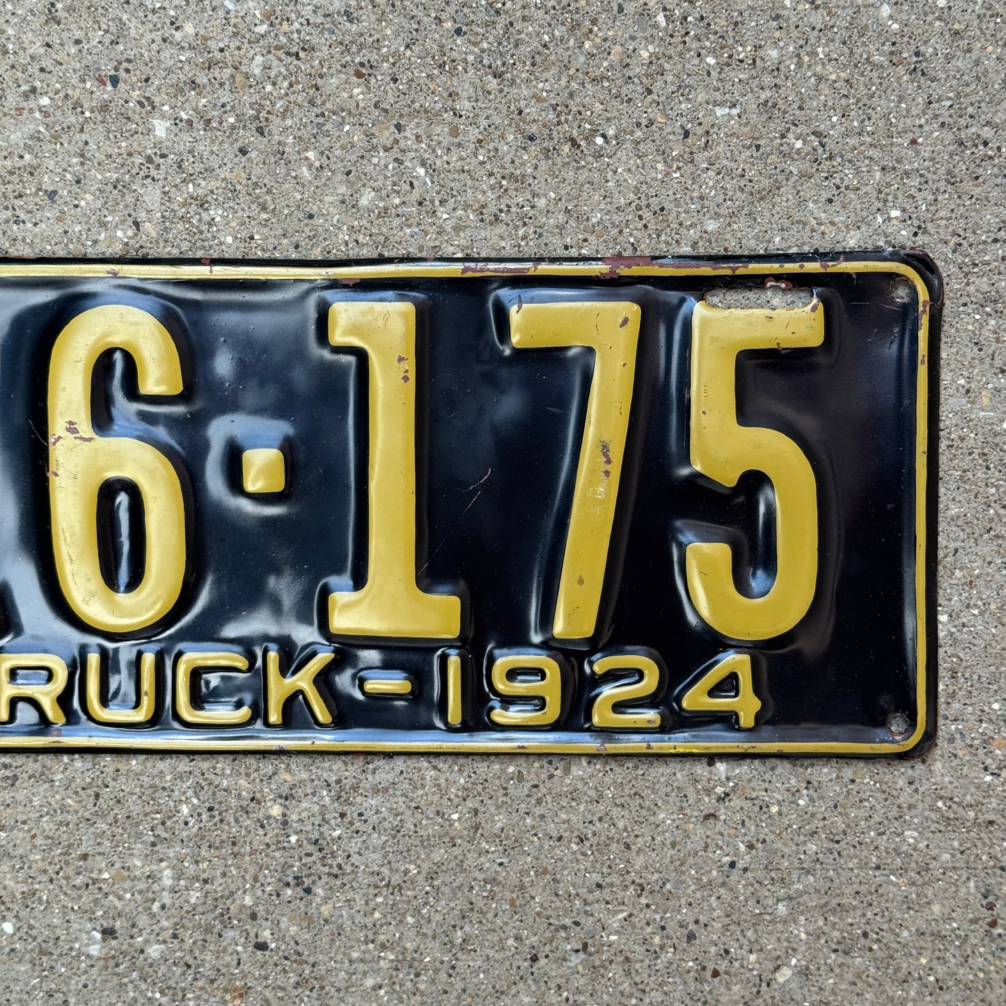 1924 Tennessee Truck License Plate Auto Tag 16 175