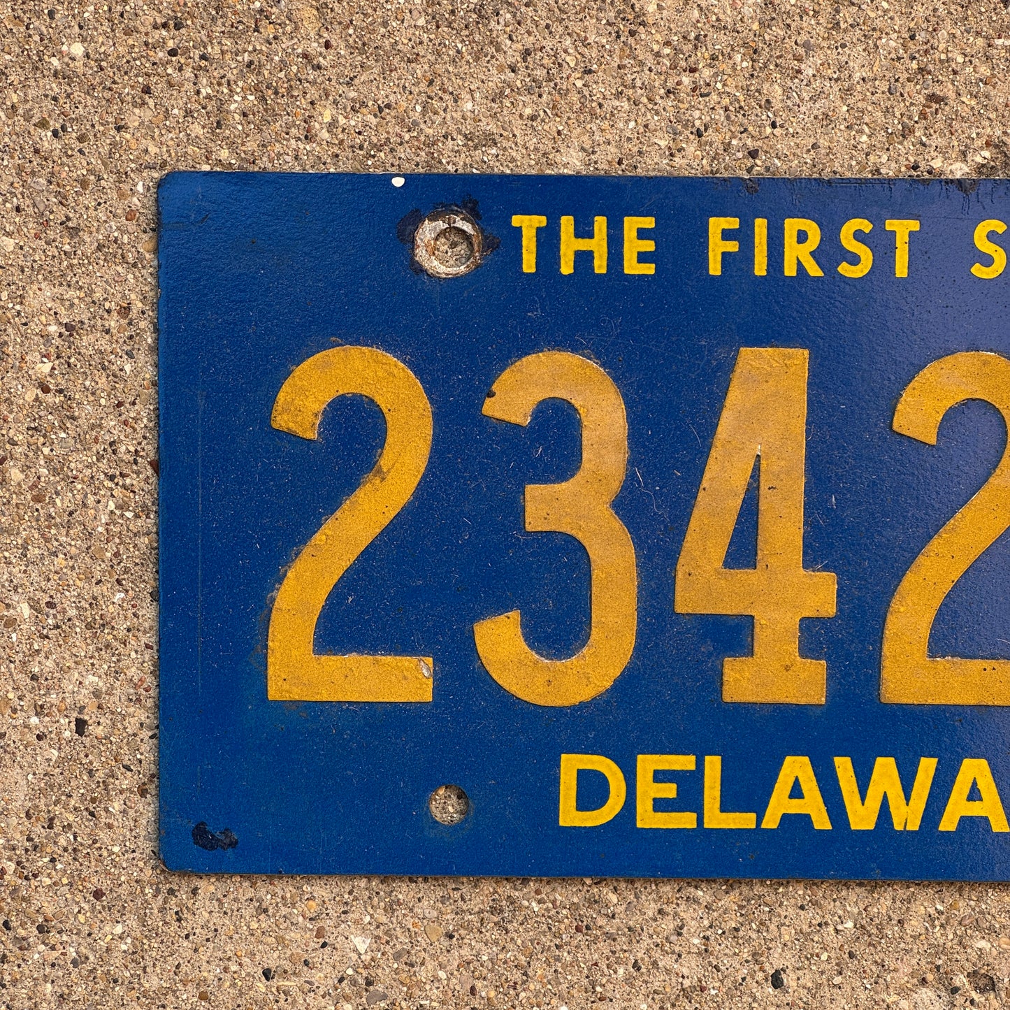 1962 1965 Delaware License Plate Auto Tag Riveted 234209