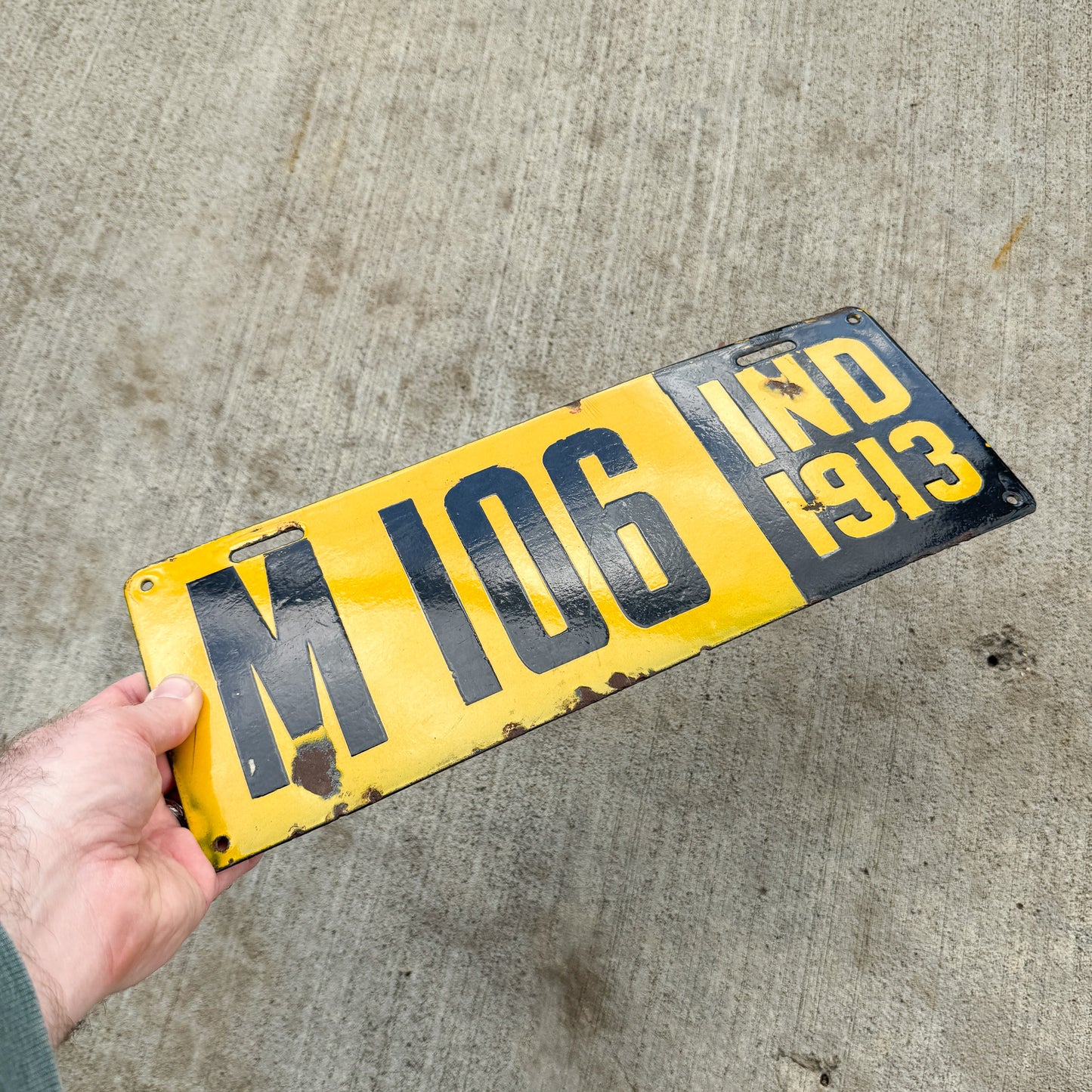 1913 Indiana Porcelain Manufacturer License Plate Auto Tag High Quality First Issue M 106