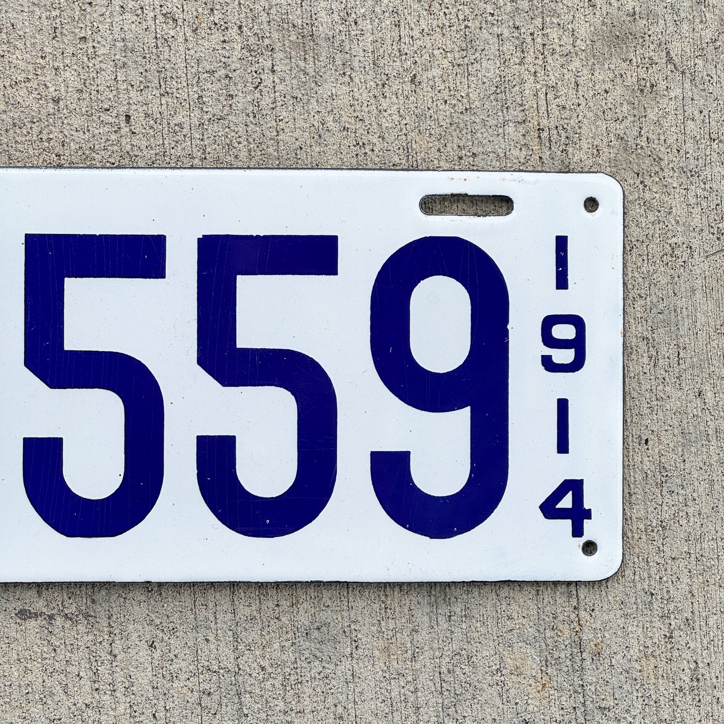 1914 Massachusetts Porcelain License Plate Auto Tag High Quality 35559
