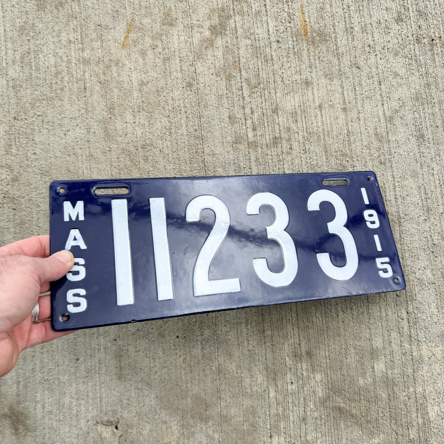 1915 Massachusetts Porcelain License Plate Auto Tag High Quality 11233