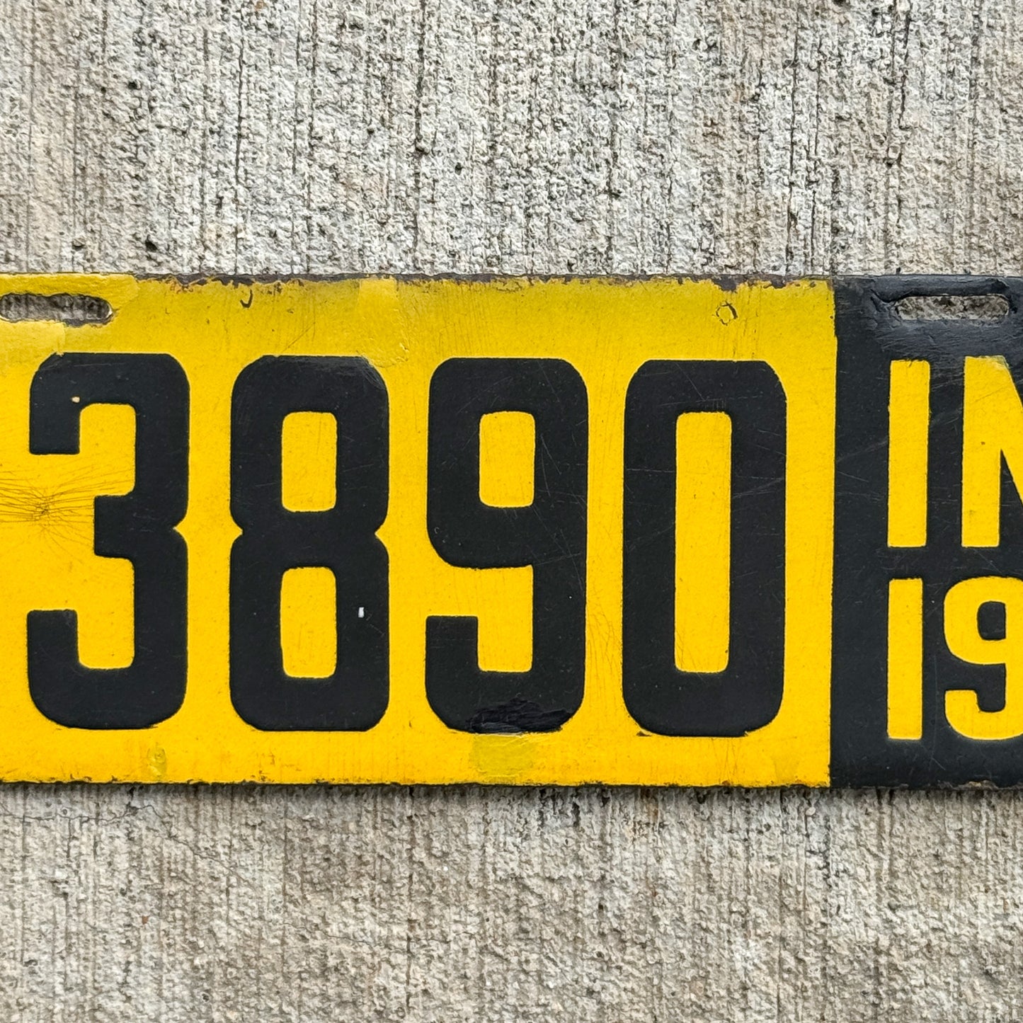1913 Indiana Porcelain Motorcycle License Plate Auto Tag High Quality First Issue C 3890