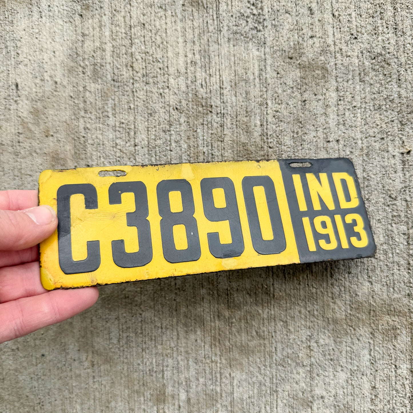 1913 Indiana Porcelain Motorcycle License Plate Auto Tag High Quality First Issue C 3890