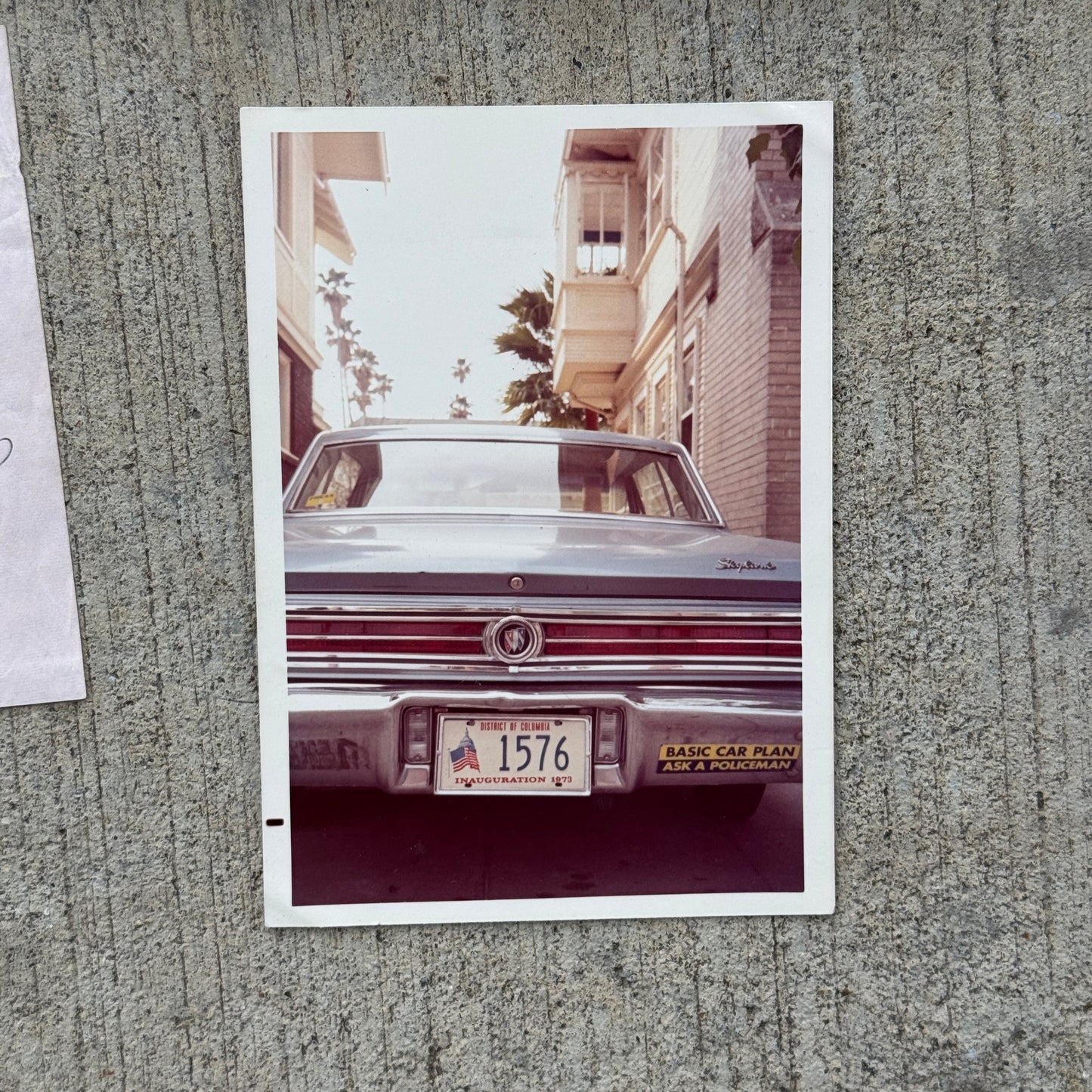 1973 Washington DC License Plate Auto Tag Nixon Inauguration With Registration and Photo on Car 1576