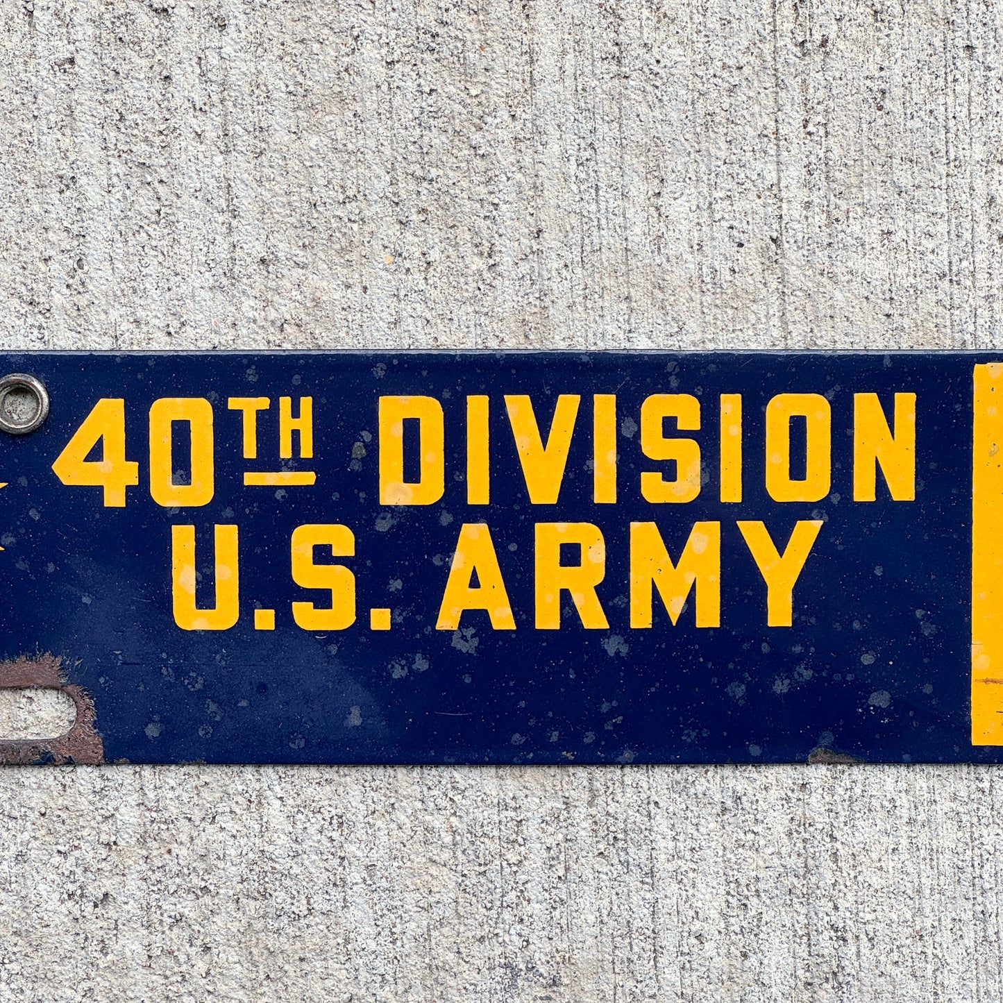 1940 Era California 40th Division Army Porcelain License Plate Topper 713