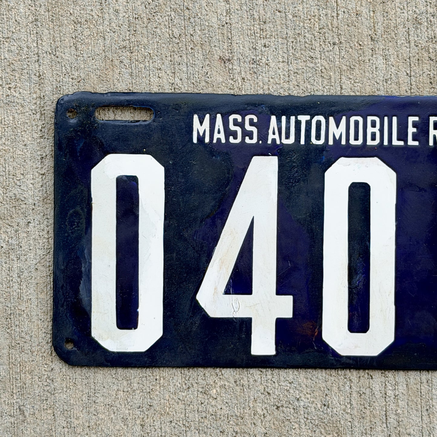 1907 Massachusetts Porcelain Dealer Type 2 License Plate Auto Tag Hard To Find Type 0408 D