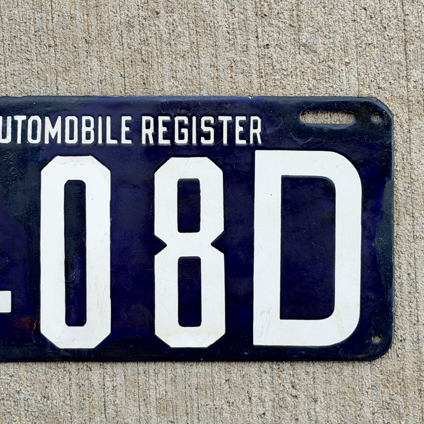 1907 Massachusetts Porcelain Dealer Type 2 License Plate Auto Tag Hard To Find Type 0408 D
