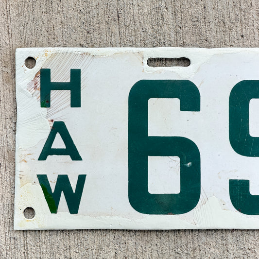 1915 Hawaii Porcelain License Plate Auto Tag Hawaii County 691
