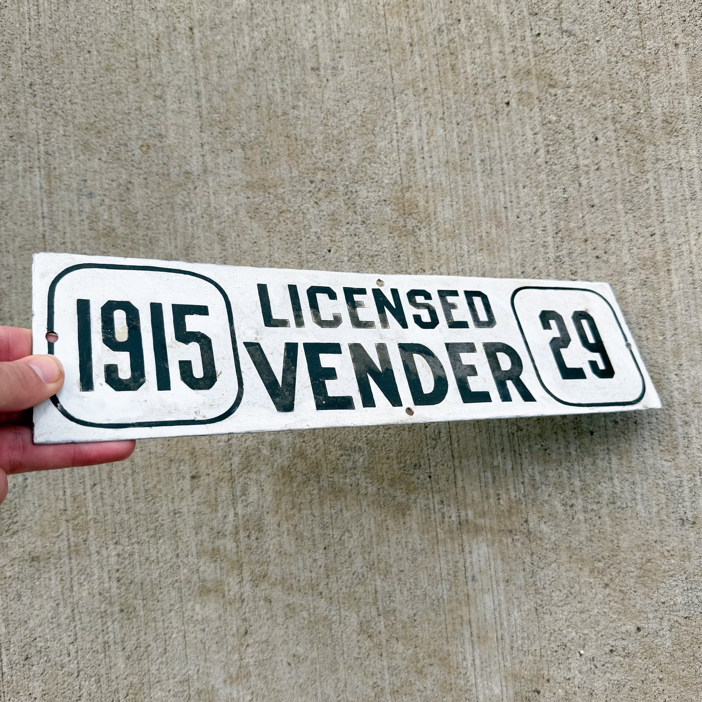 1915 New York Porcelain Vender License Plate Auto Tag 29