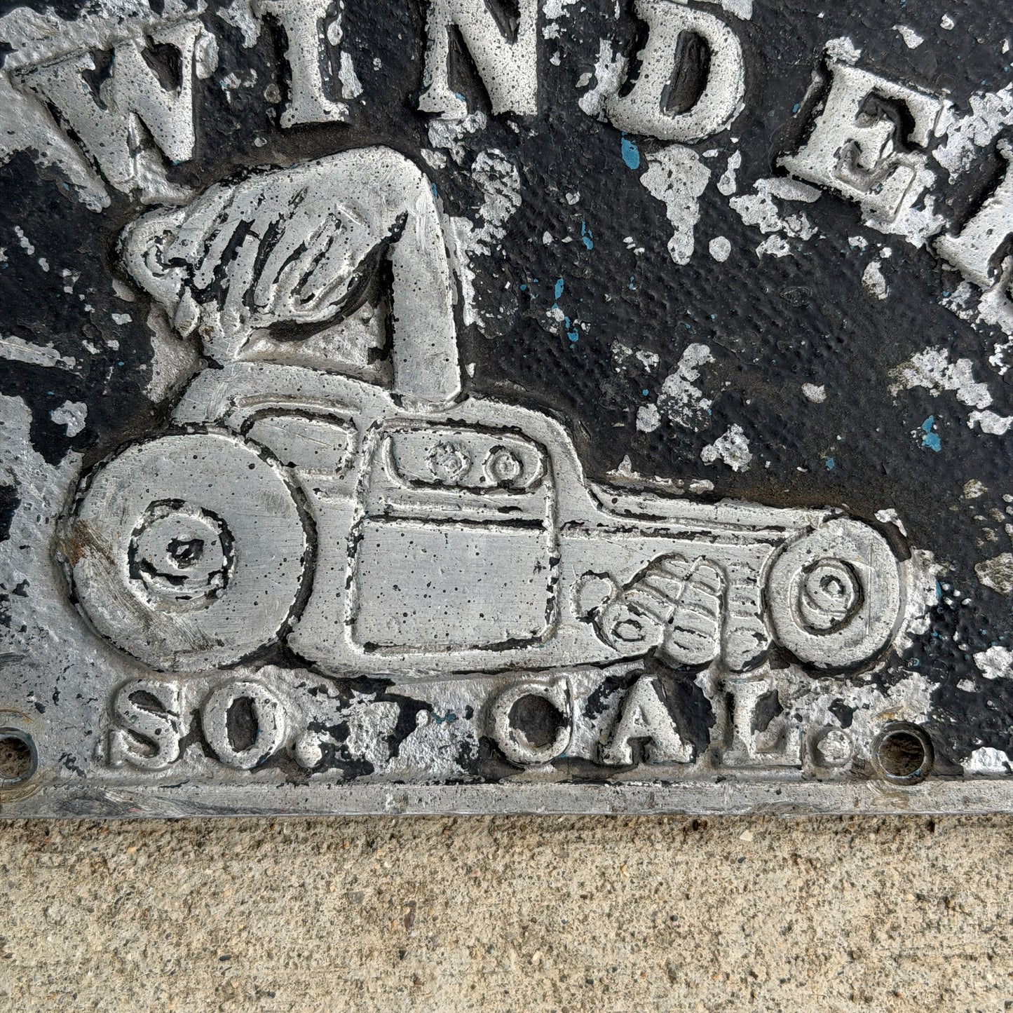 1950 Era California Auto Car Club Booster License Plate Auto Tag Vintage Cast Aluminum Plaque Southern California HI WINDERS SO. CAL