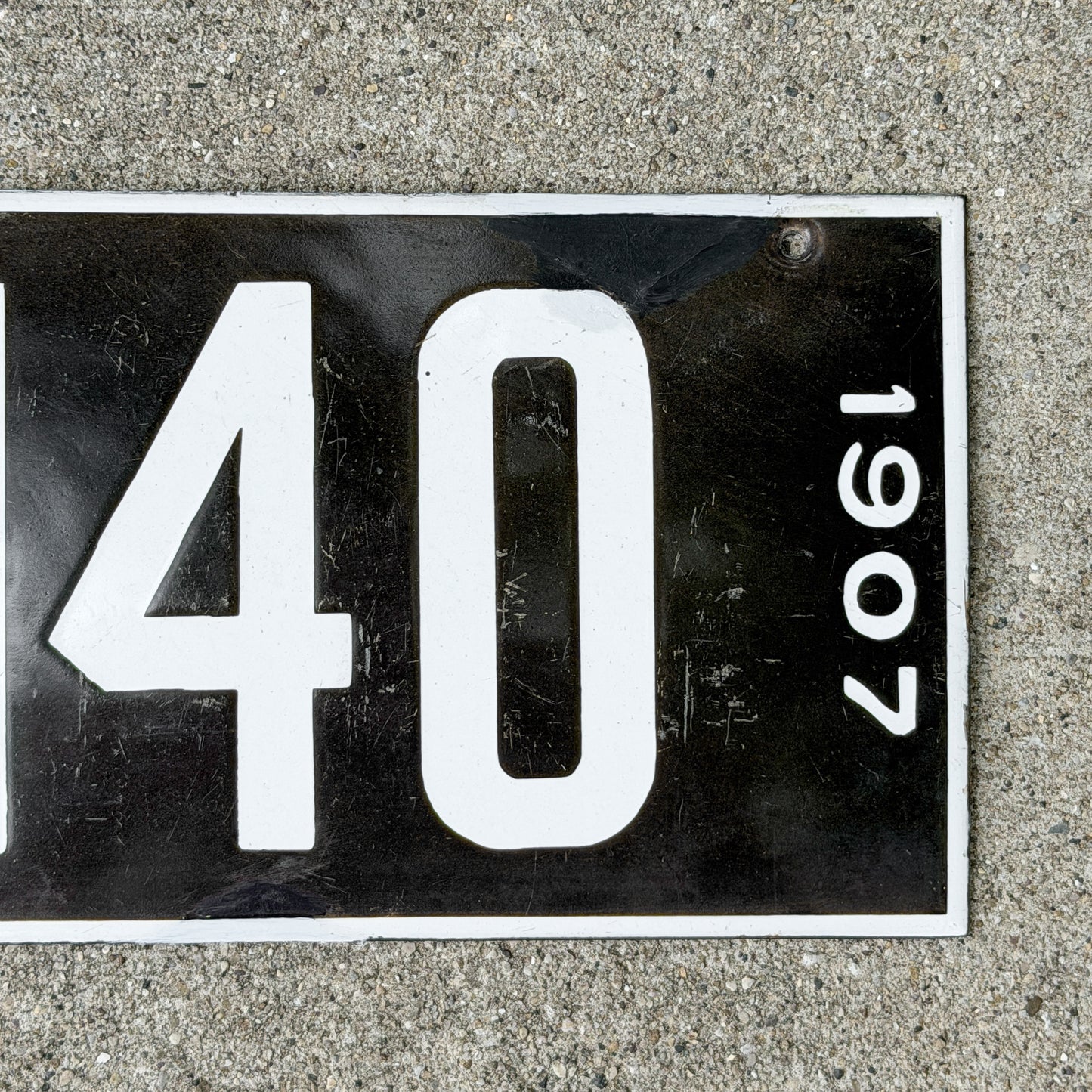 1907 St. Louis Missouri Porcelain License Plate Auto Tag 140