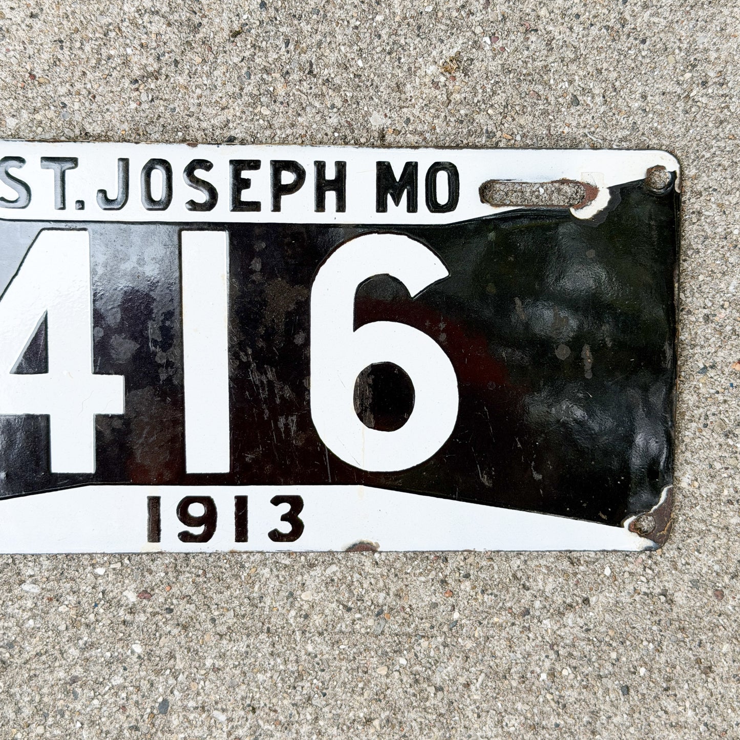 1913 St. Joseph Missouri Porcelain License Plate Auto Tag 416