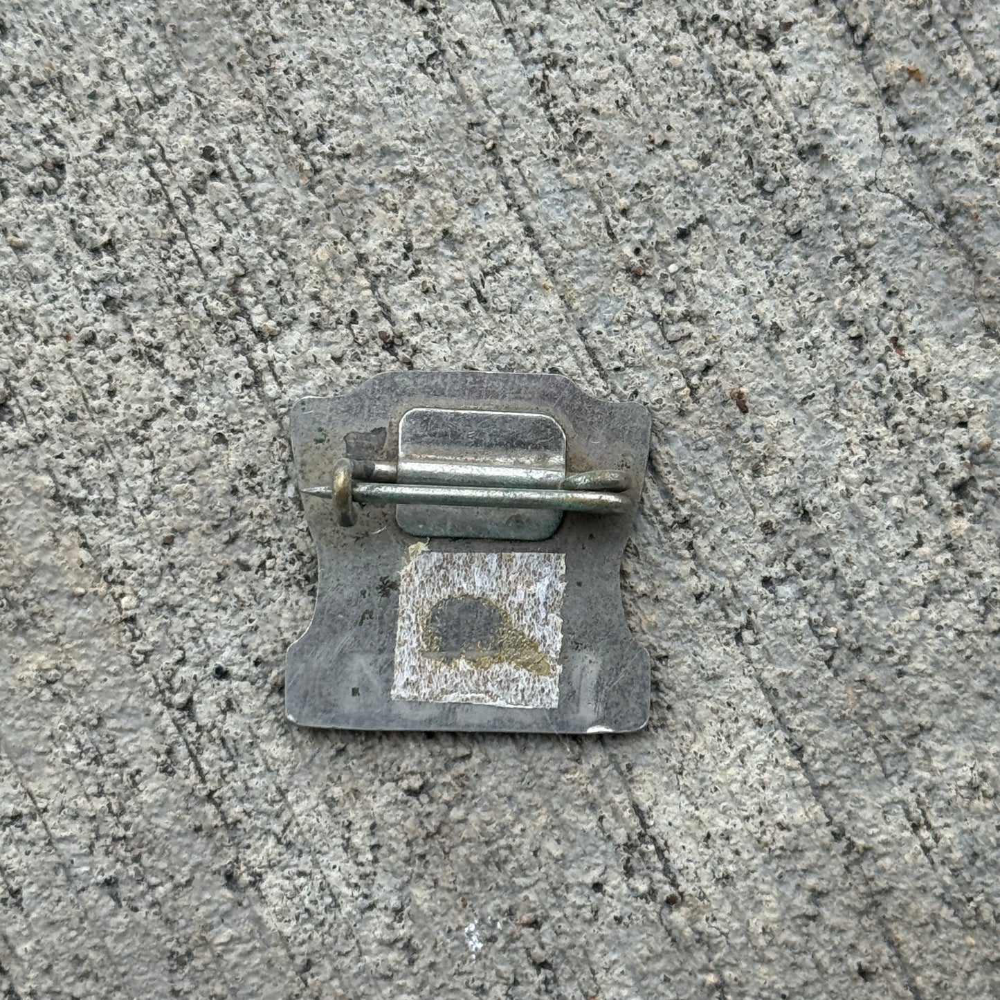 1941 Iowa Chauffeur Badge Auto Tag Pin 19284