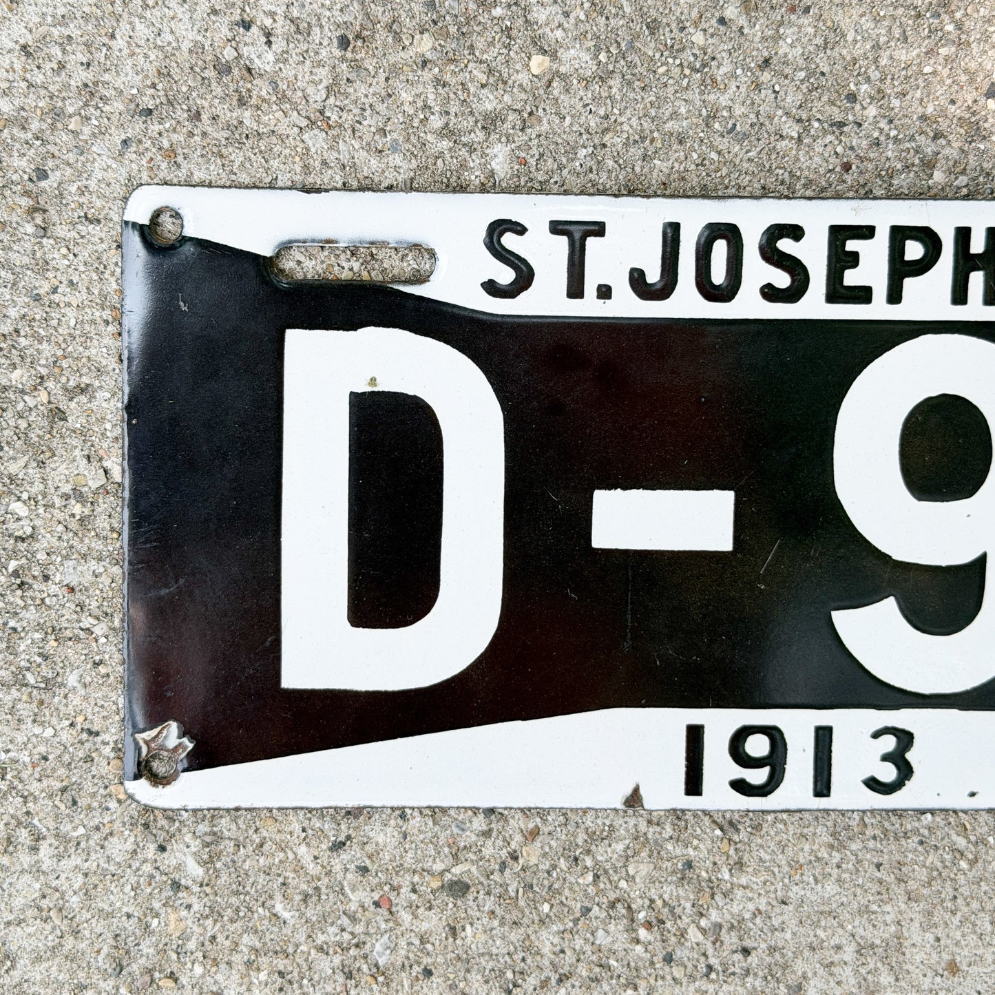 1913 St. Joseph Missouri Porcelain Dealer License Plate Auto Tag D-93