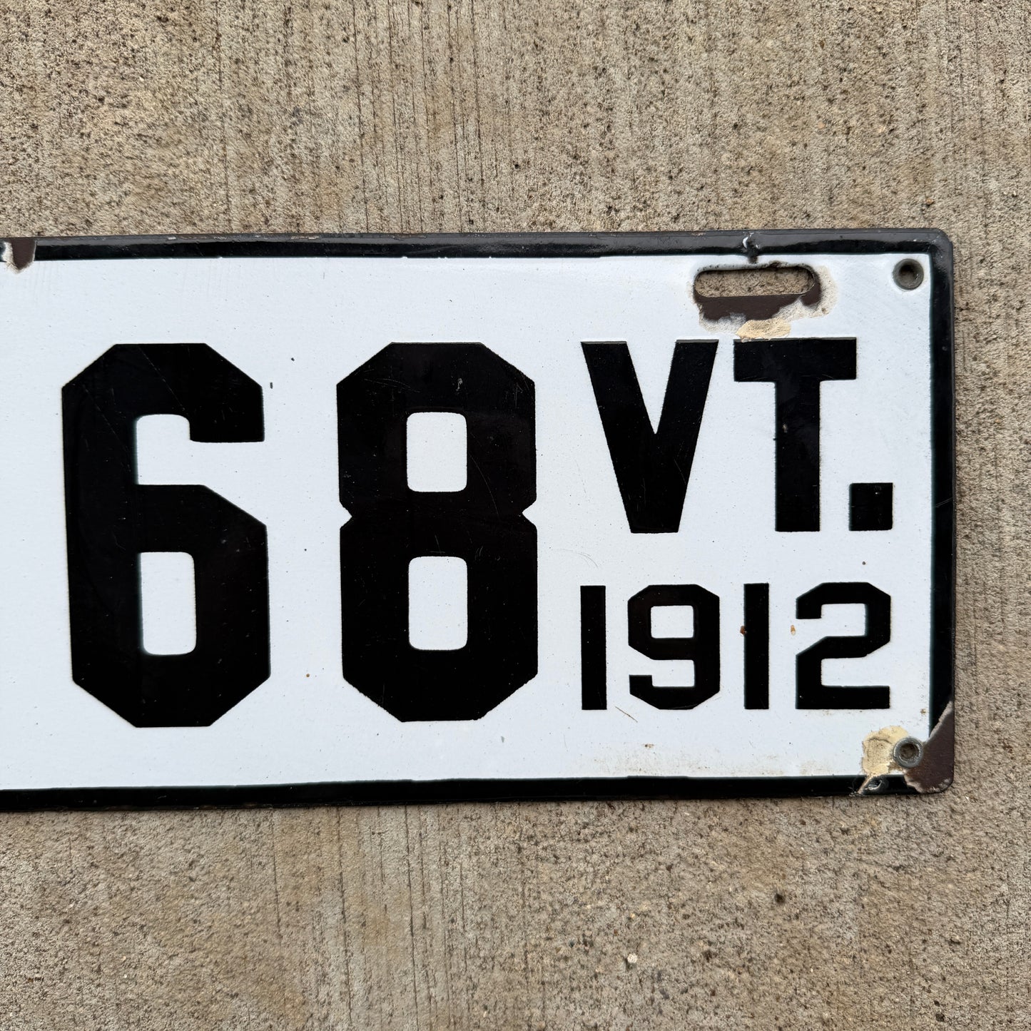 1912 Vermont Porcelain License Plate Auto Tag Low Number Four Digit 1468