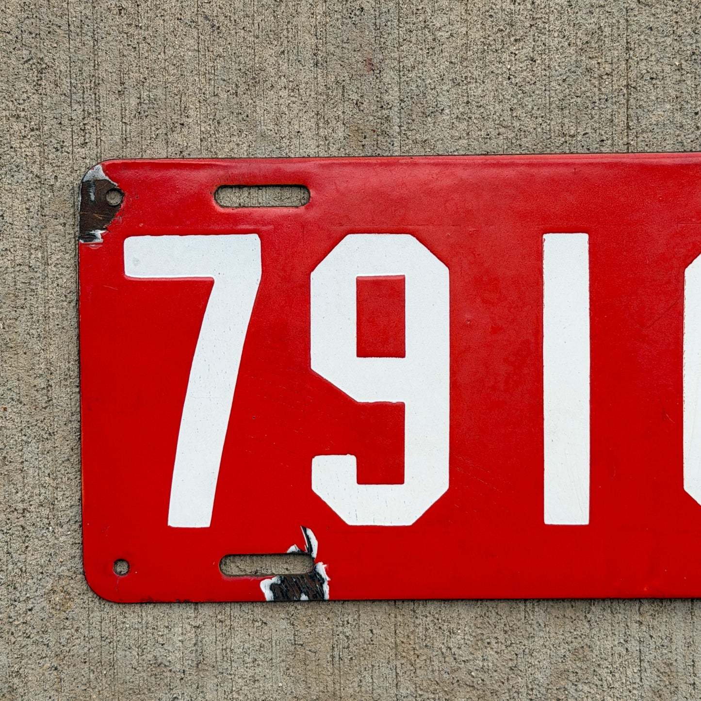 1912 New York Porcelain License Plate Auto Tag 79168