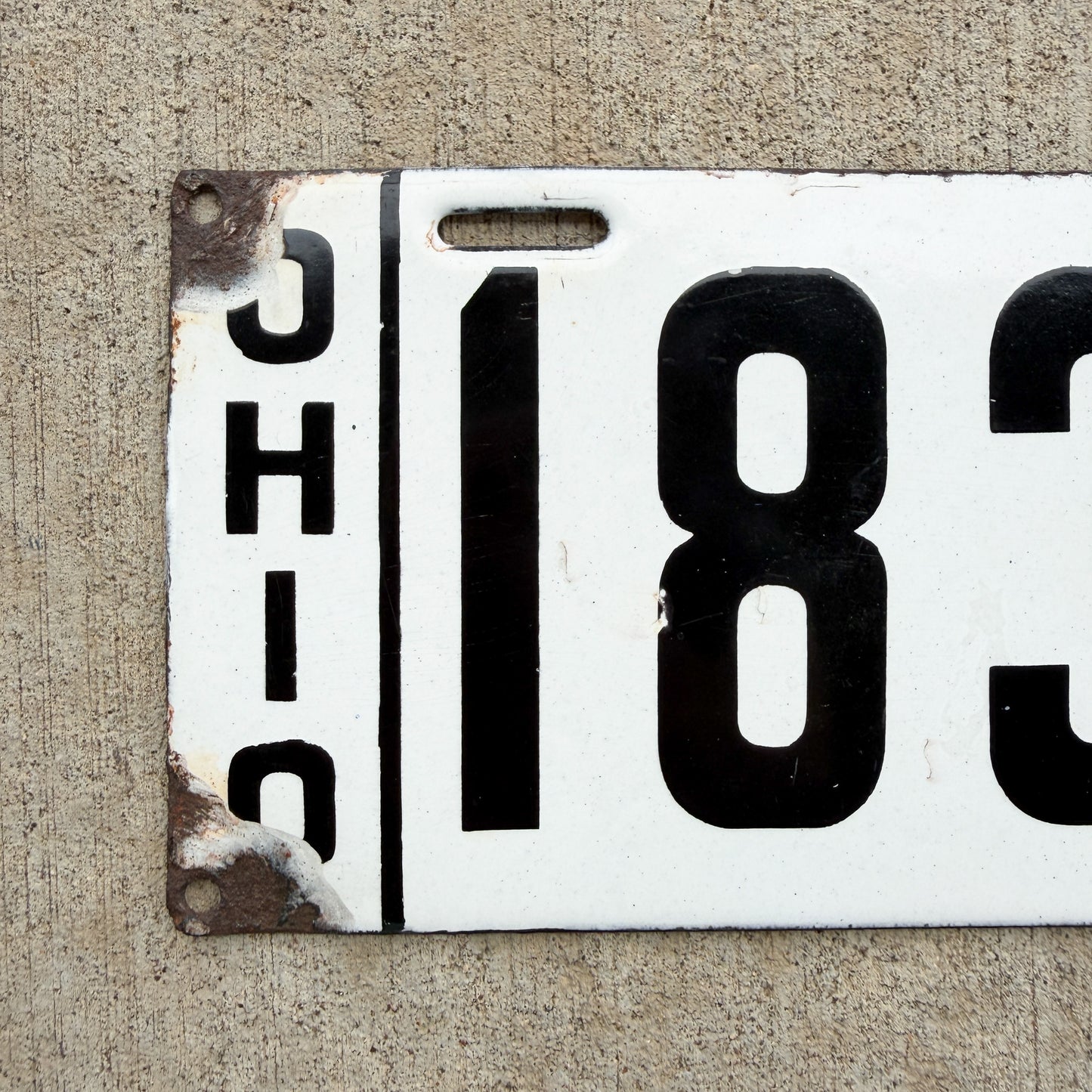 1911 Ohio Porcelain License Plate Auto Tag Low Number Four Digit 1836