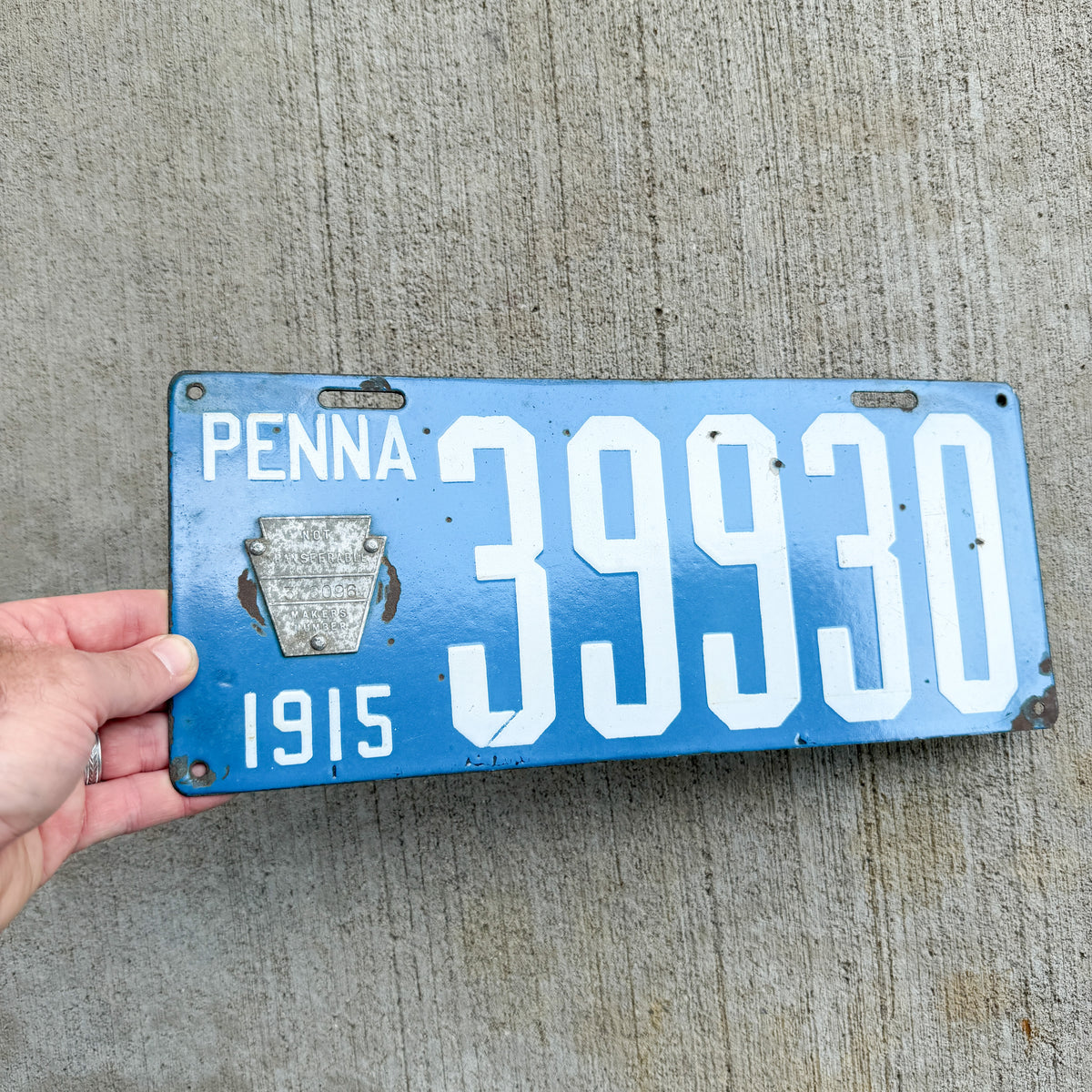 1915 Pennsylvania Porcelain License Plate Auto Tag 1 Vintage 39930