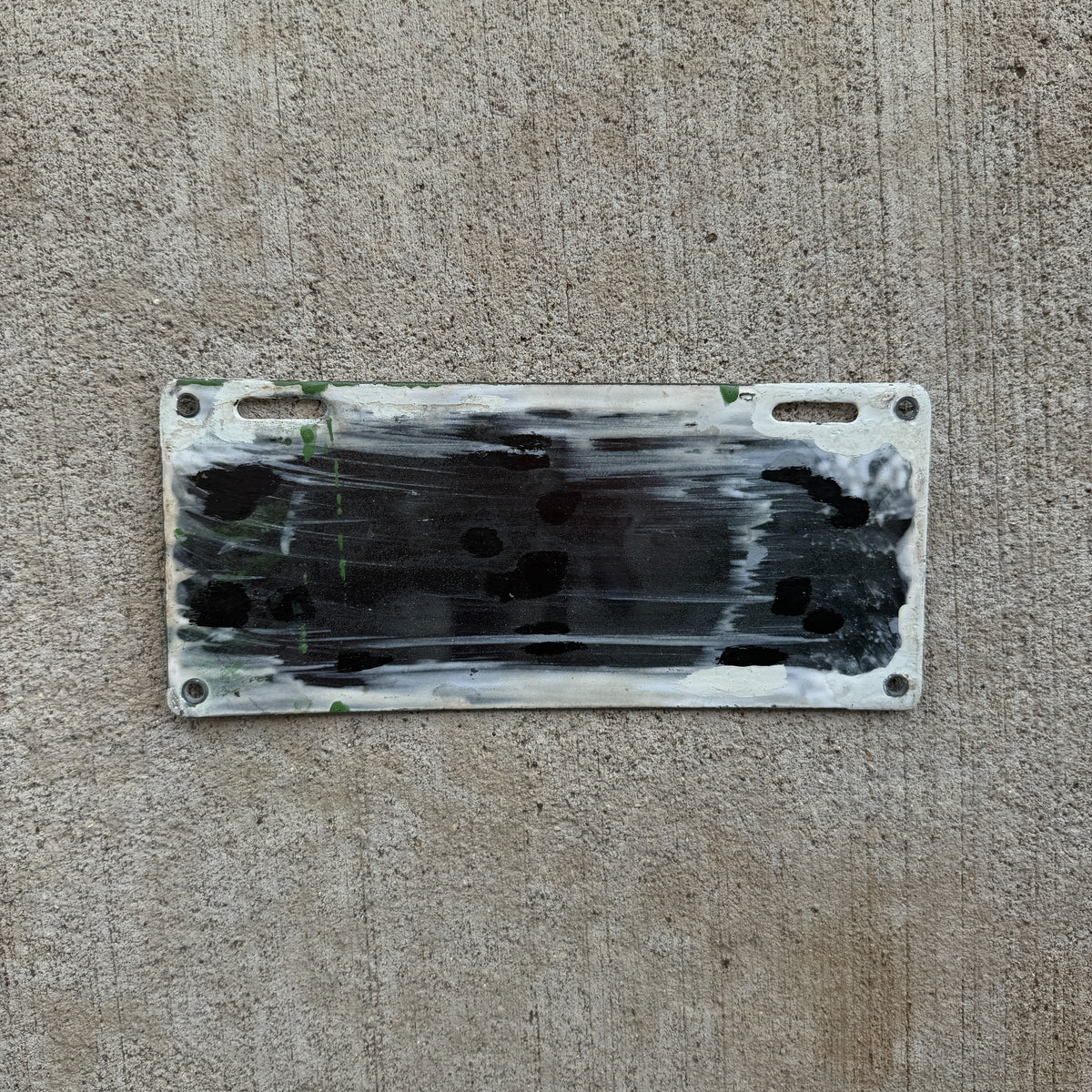 1915 Volusia County Florida Porcelain License Plate Auto Tag 1010