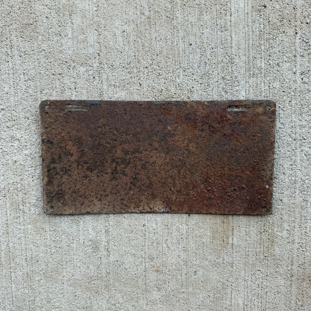 1915 Washington DC Porcelain License Plate Auto Tag 53009