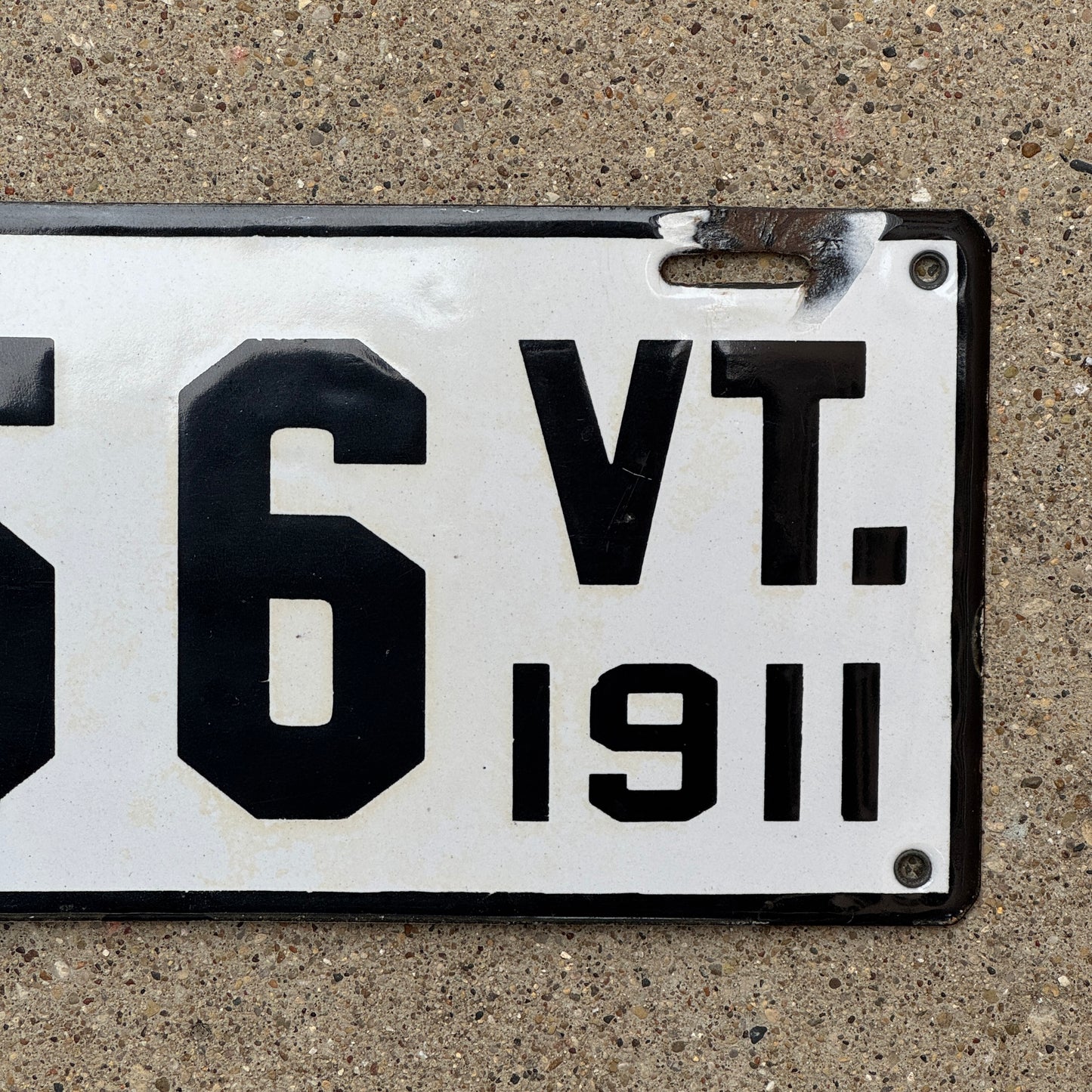 1911 Vermont Porcelain License Plate Auto Tag Low Number Three Digit 956