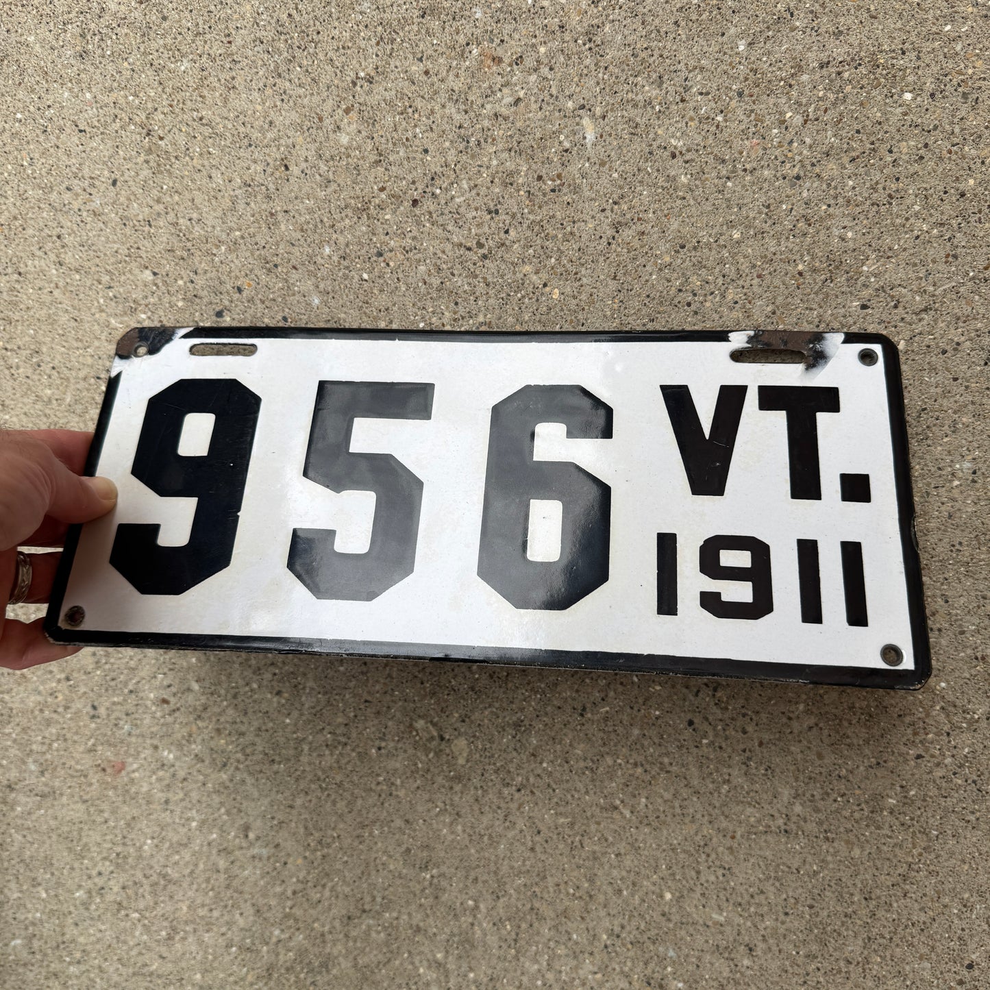 1911 Vermont Porcelain License Plate Auto Tag Low Number Three Digit 956