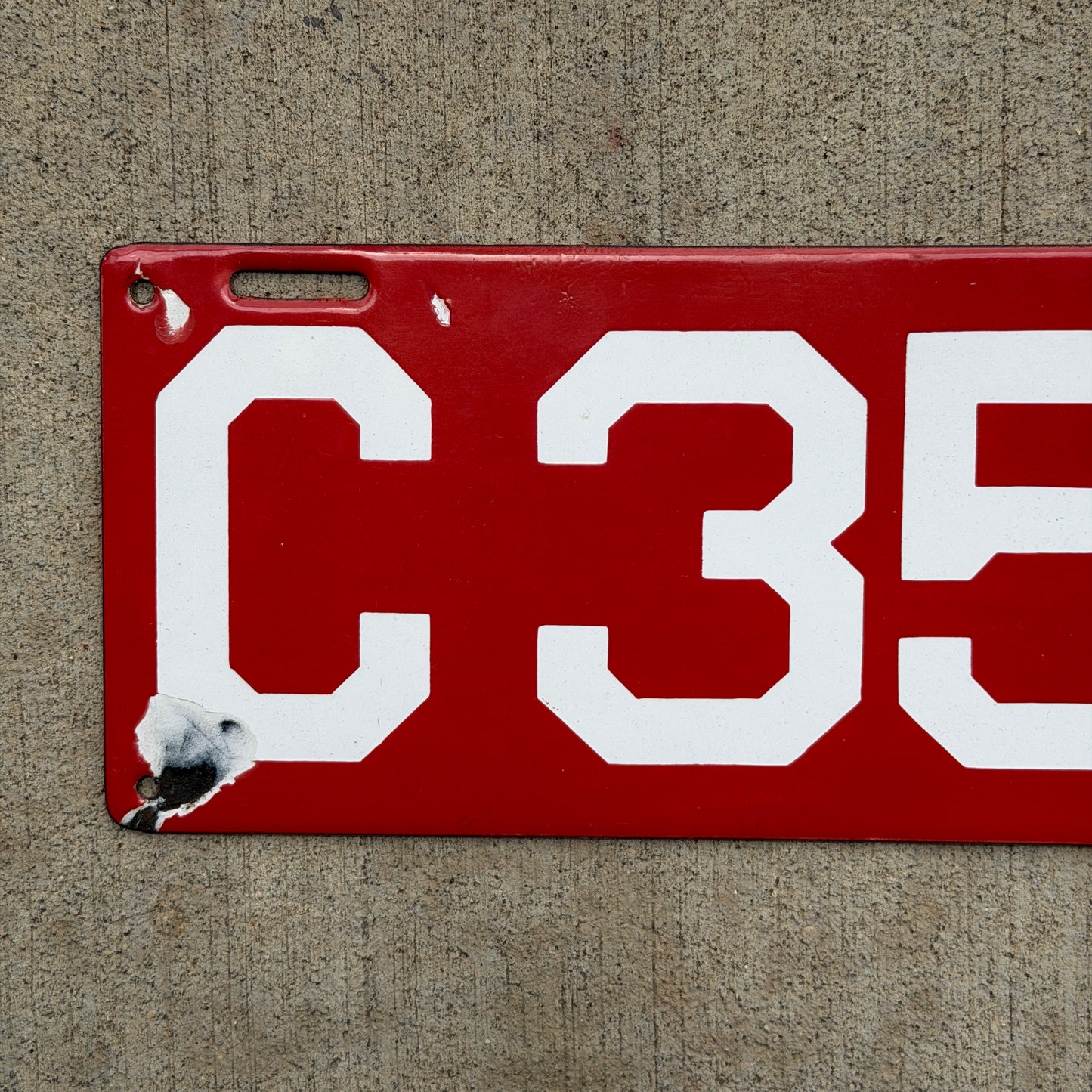 1910 Connecticut Porcelain License Plate Auto Tag Low Number Four Digit 3547