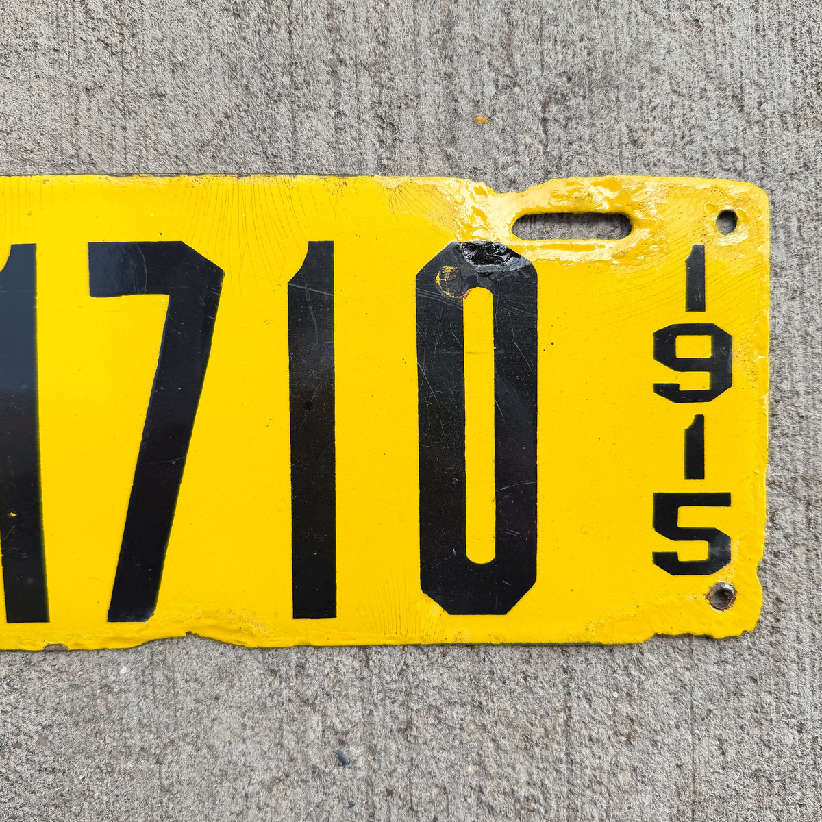 1915 Colorado Porcelain License Plate Auto Tag 11710