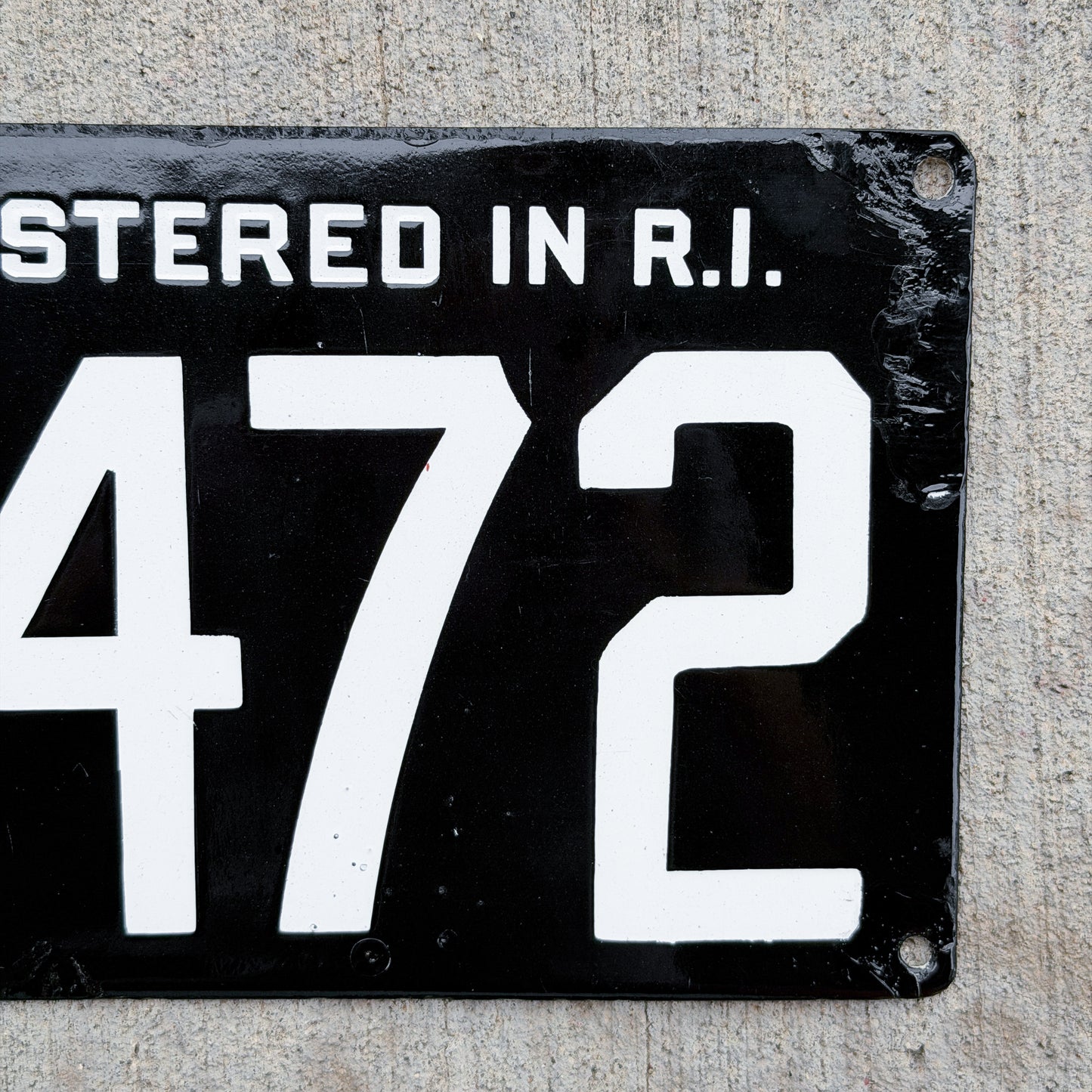 1907 Rhode Island Porcelain License Plate Auto Tag High Quality First Issue 2472