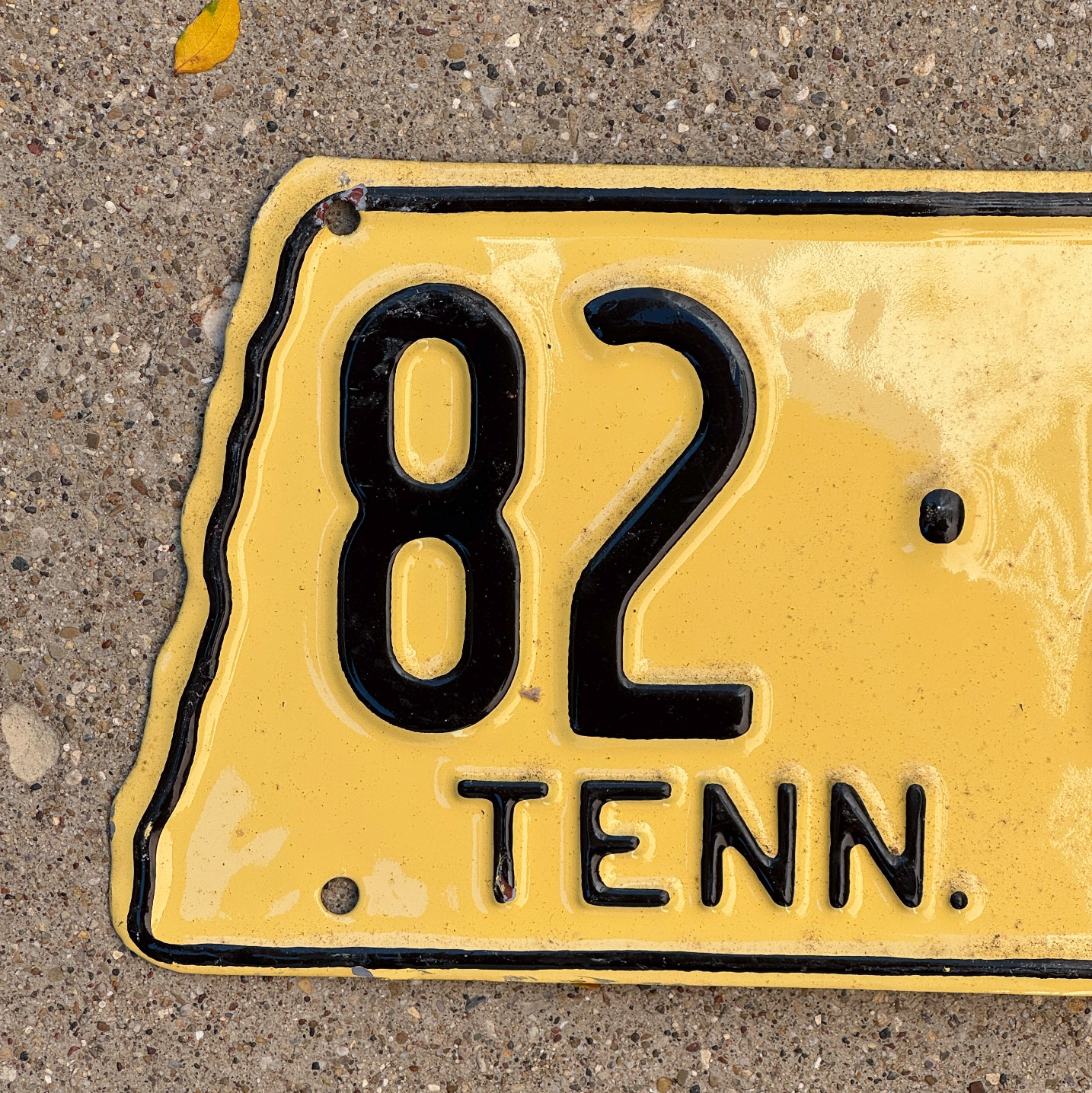 1948 Tennessee License Plate Auto Tag State Shape 82 237
