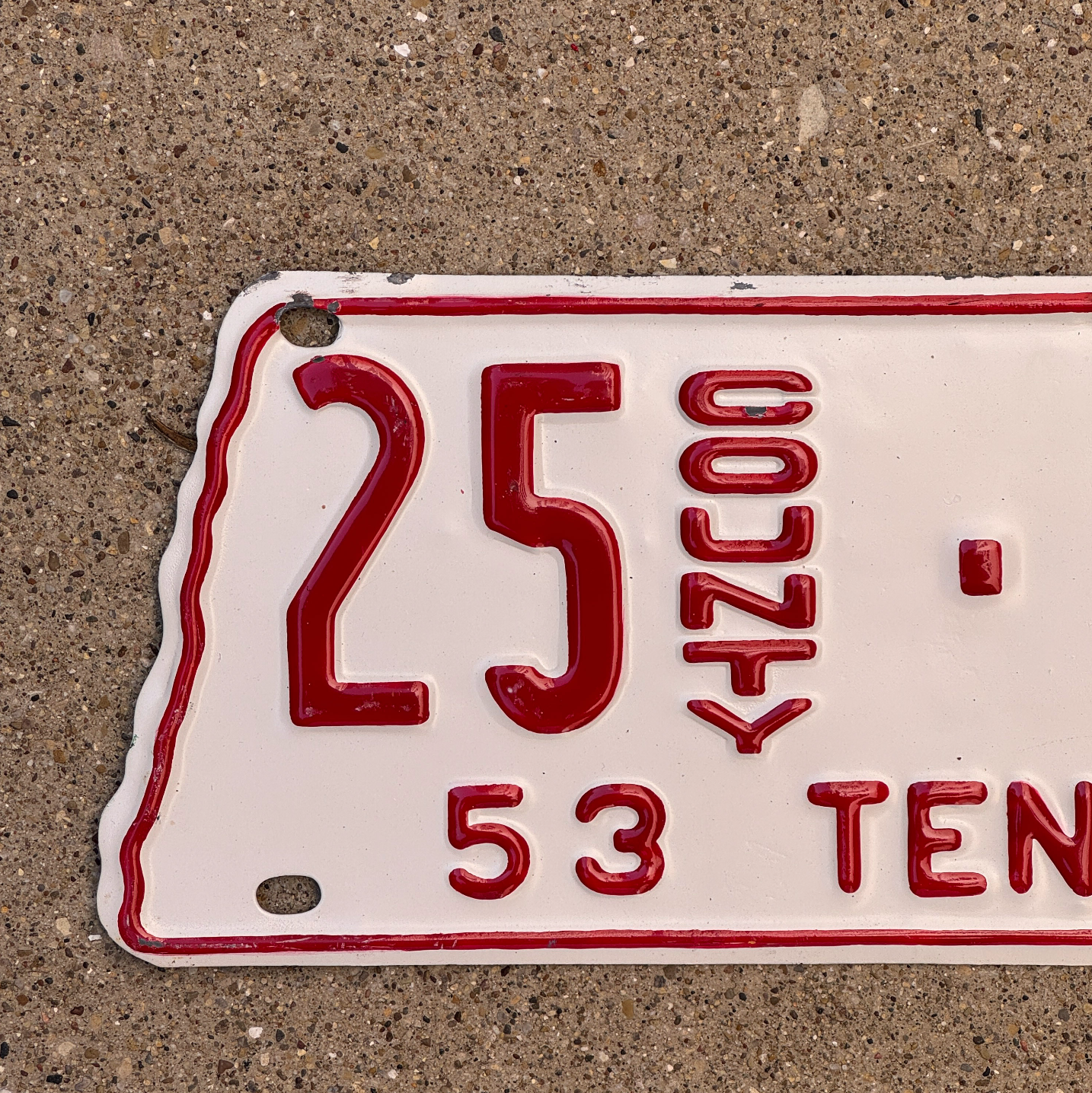 1953 Tennessee County License Plate Auto Tag State Shape 25 28